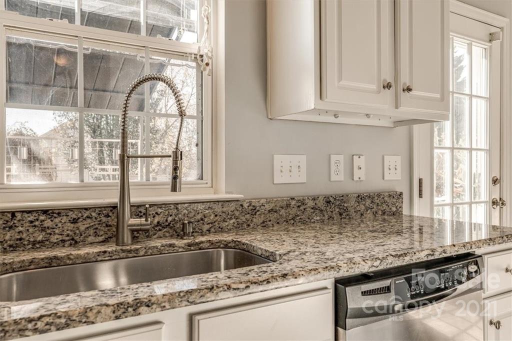 2913 Sedona Place Fort Mill, SC 29708 - Photo 13 of 31 Gallery Image 13