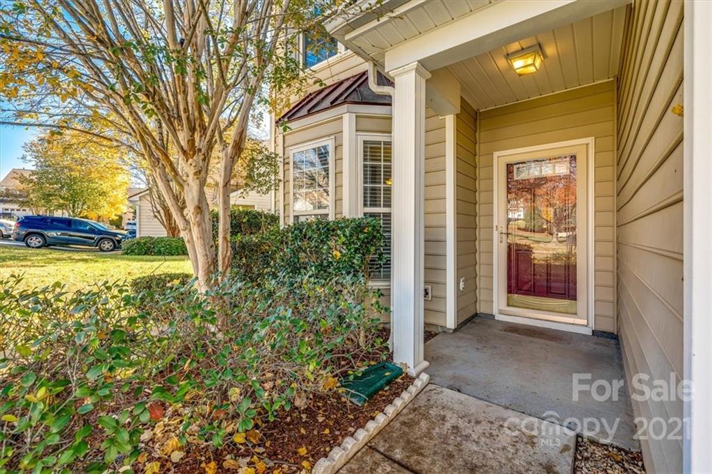 2913 Sedona Place Fort Mill, SC 29708 - Photo 2 of 31 Gallery Image 2