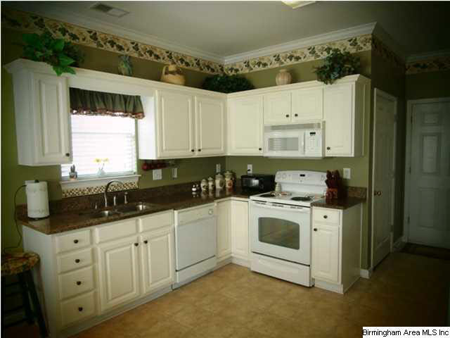 663 Clearview Road Hoover, AL 35226 - Photo 11 of 28