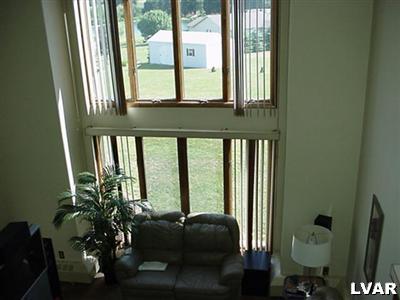 3717 Viewpoint Court Slatington, PA 18080 - Photo 7 of 15 Gallery Image 7