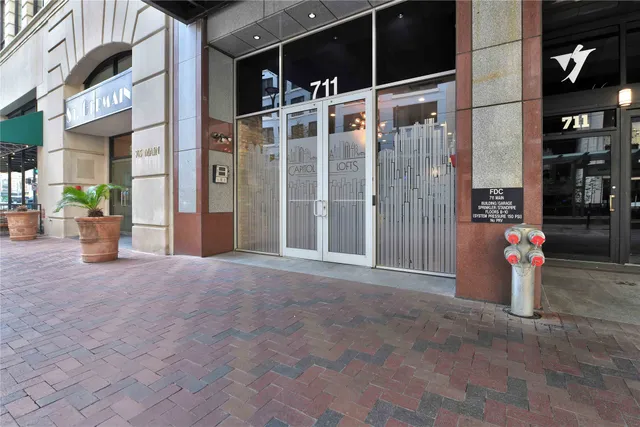 $4,450 | 711 Main Street, Unit PH 1003, Houston, TX 77002