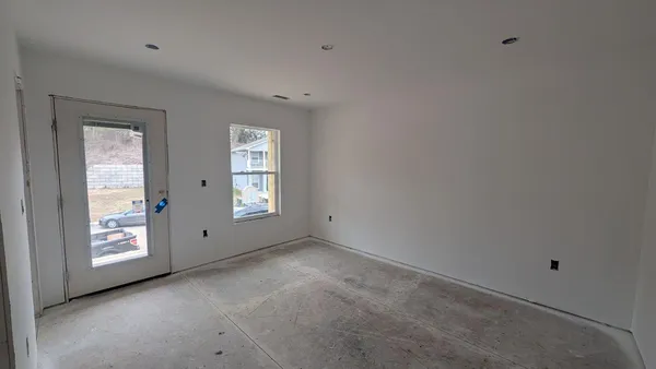 $479,900 | 122-124 Courtland Crest Drive Southwest, Cleveland, TN 37311