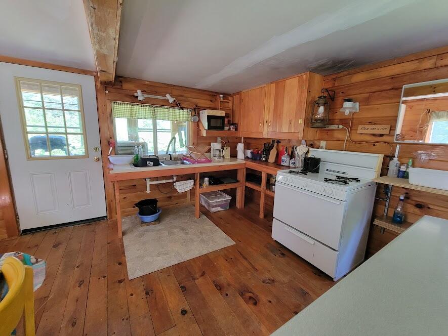 1117 Medford Center Road Medford, ME 04463 - Photo 21 of 29 20230730_104857