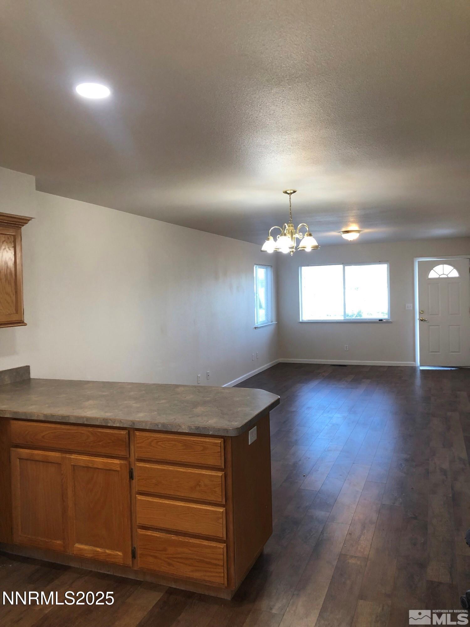 205 East A Street Fallon, NV 89406 - Photo 4 of 8 Living Room