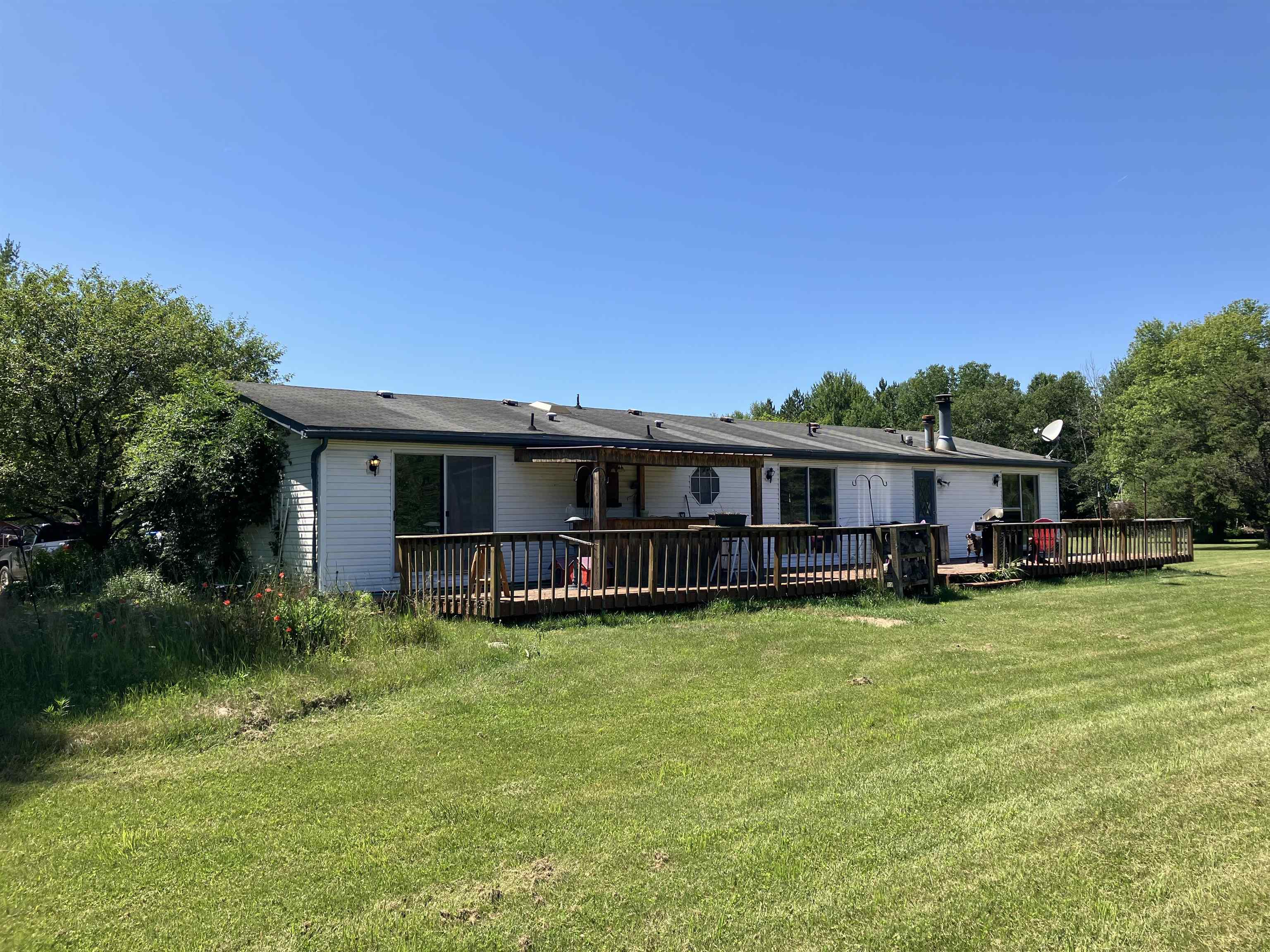 1291 Wieman Road Gladwin, MI 48624 - Photo 5 of 89