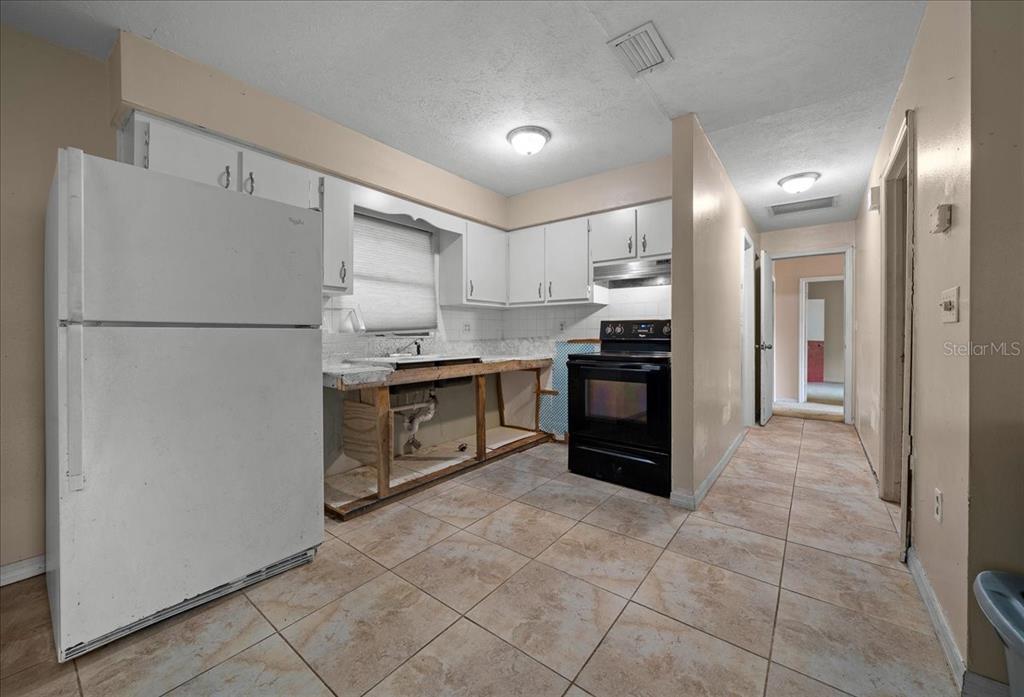 4626 Northeast 7th Street Ocala, FL 34470 - Photo 38 of 43