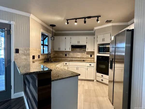 $360,000 | 1147 Summit Crest, San Antonio, TX 78258