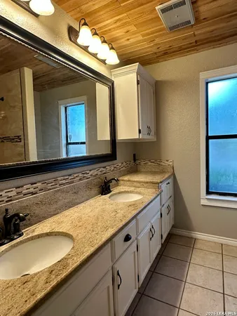 $360,000 | 1147 Summit Crest, San Antonio, TX 78258