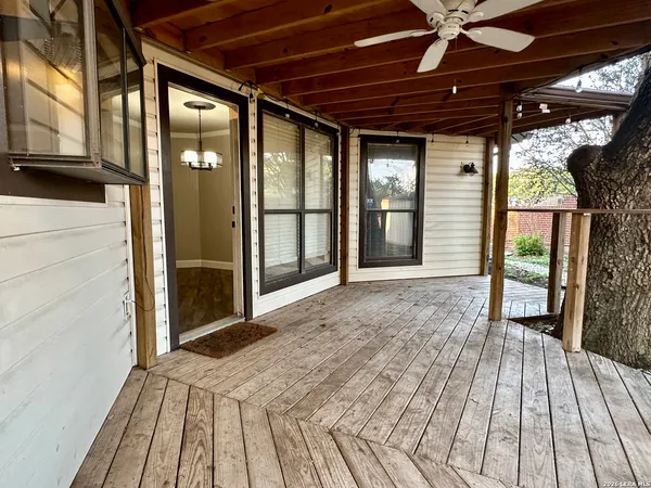 $360,000 | 1147 Summit Crest, San Antonio, TX 78258