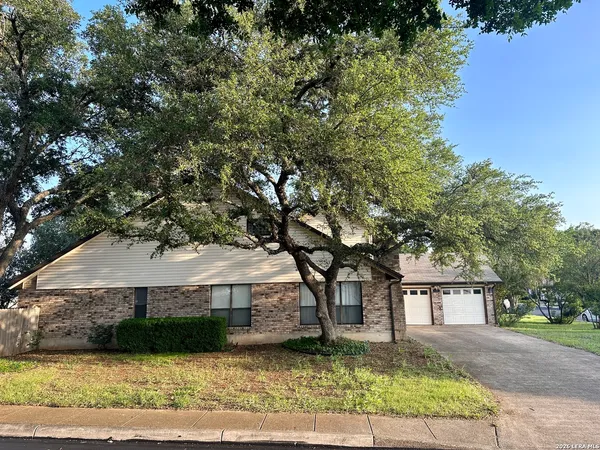 $360,000 | 1147 Summit Crest, San Antonio, TX 78258