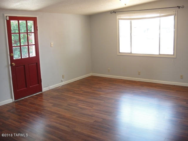 623 East Post Road Benson, AZ 85602 - Photo 18 of 48