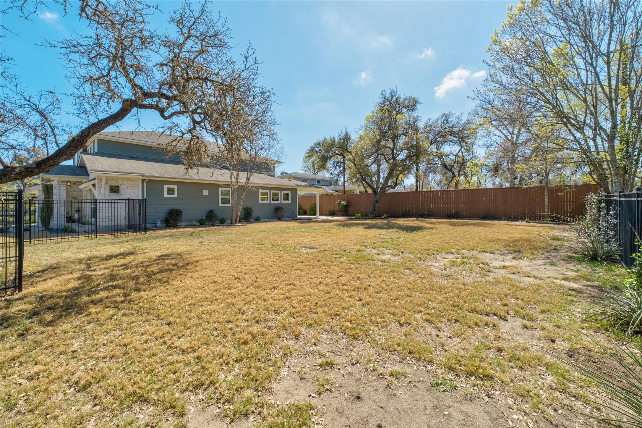 7207 Albert Road Austin, TX 78745 - Photo 32 of 34