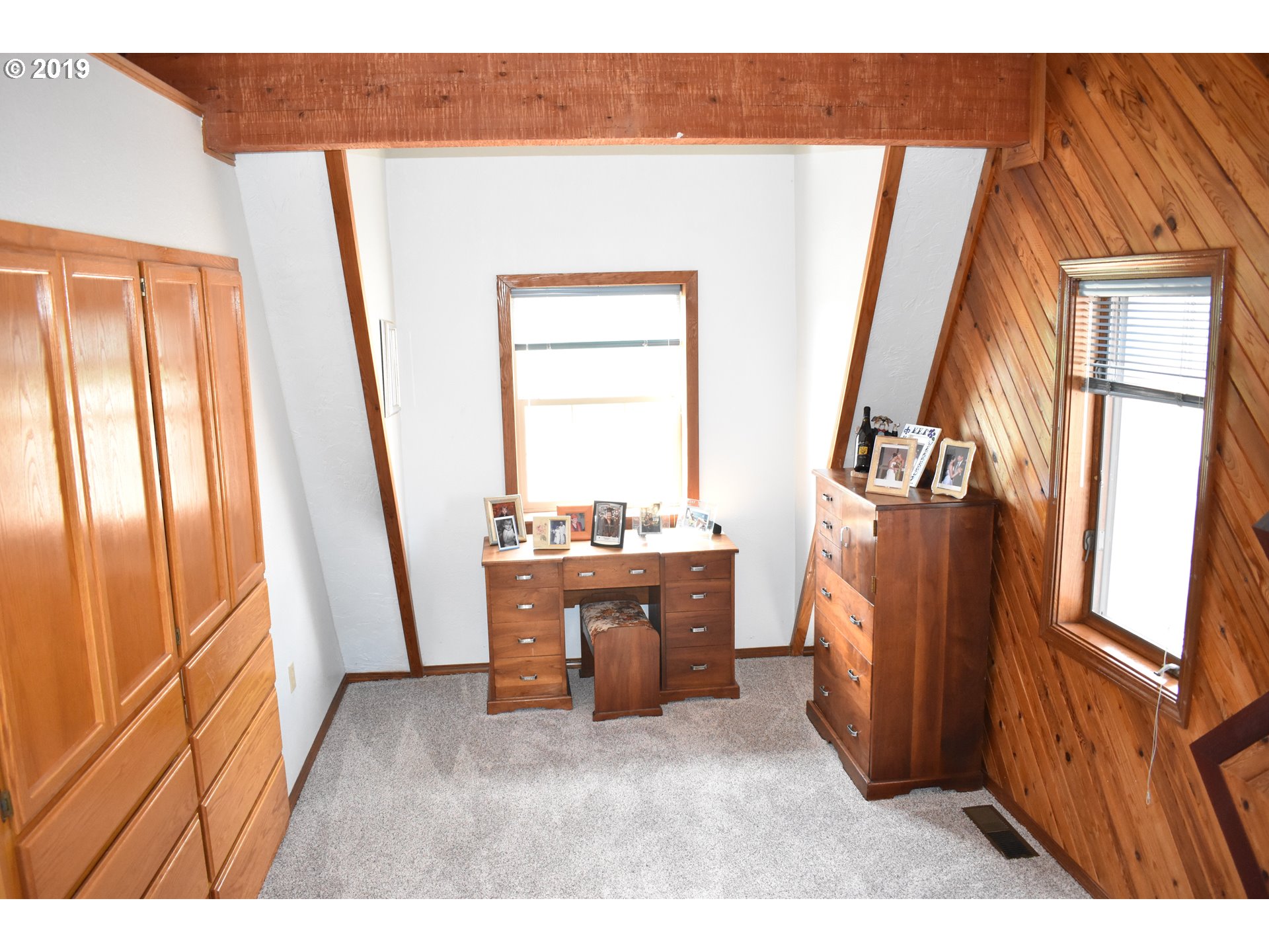 93048 Templeton Road Cheshire, OR 97419 - Photo 22 of 30 Gallery Image 22