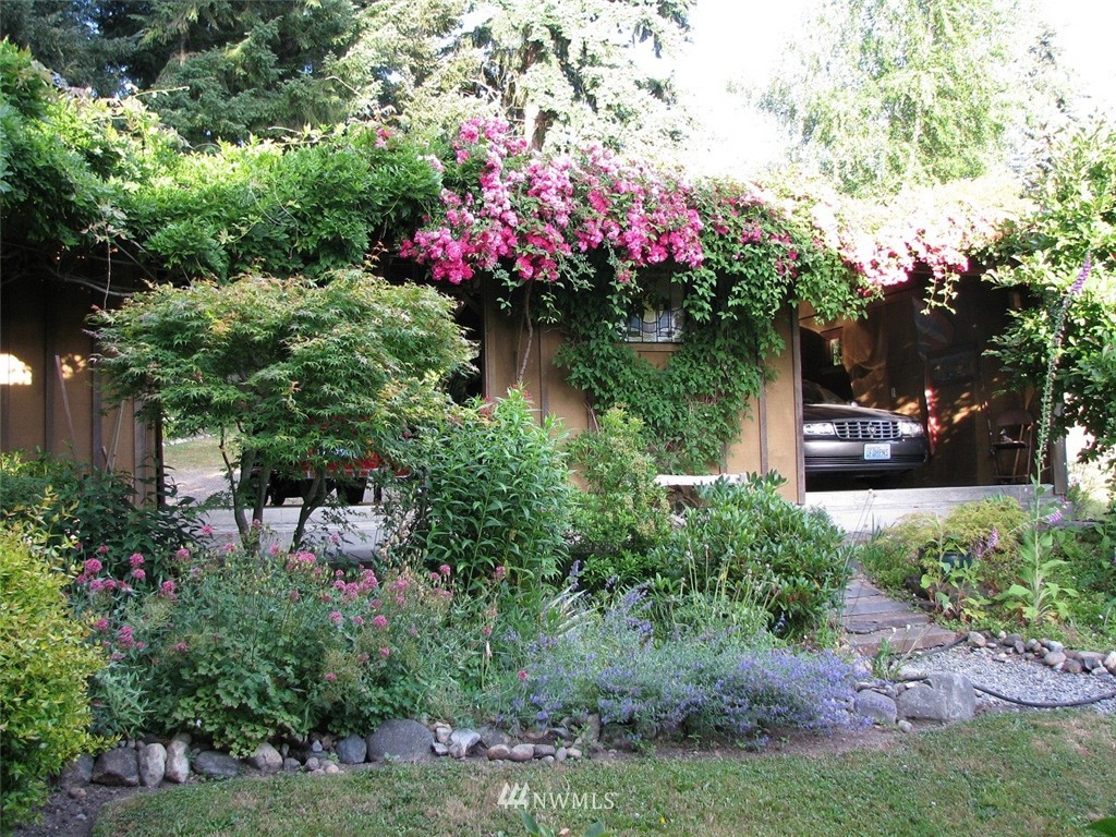 15777 Virginia Point Road Northeast Poulsbo, WA 98370 - Photo 11 of 17 Gallery Image 11