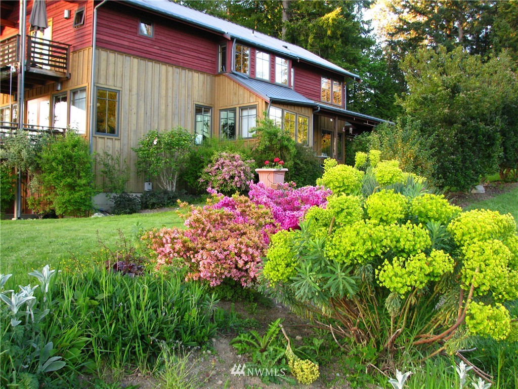 15777 Virginia Point Road Northeast Poulsbo, WA 98370 - Photo 9 of 17 Gallery Image 9