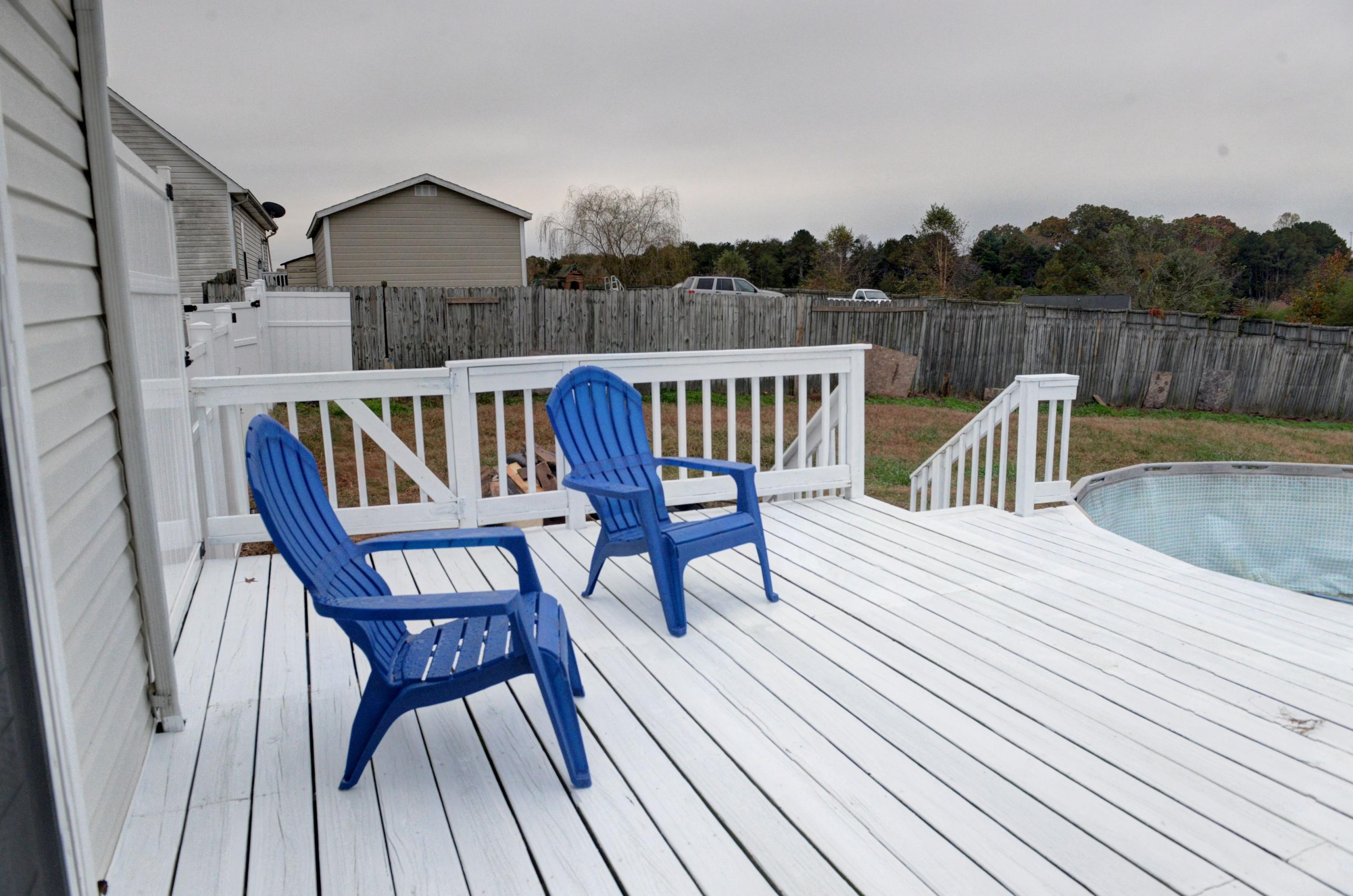 219 Oak Hill Estate Road Dayton, TN 37321 - Photo 28 of 32 28-219 Oak Hill Back Deck