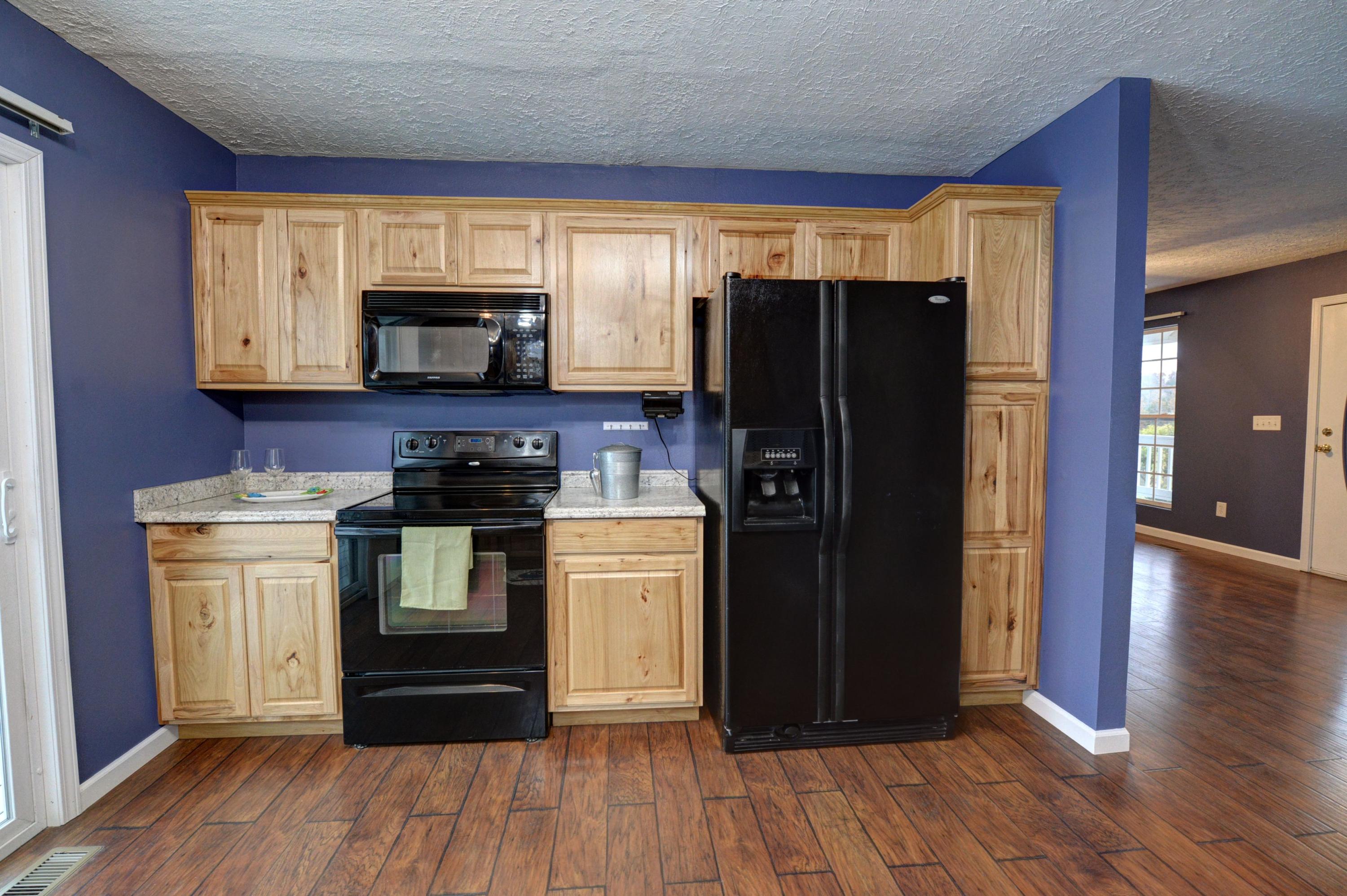 219 Oak Hill Estate Road Dayton, TN 37321 - Photo 9 of 32 9-219 Oak Hill Kitchen 2