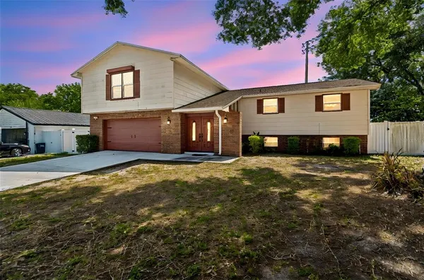 $420,000 | 2620 Giant Place, Seffner, FL 33584