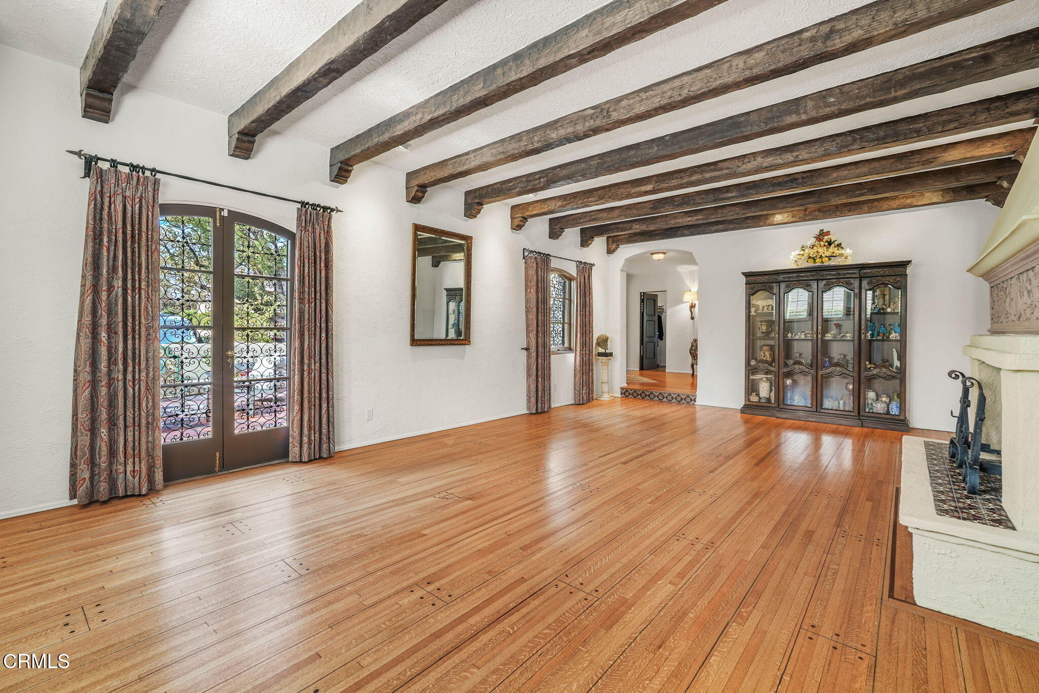 424 Ninita Parkway Pasadena, CA 91106 - Photo 20 of 57 a view of an entryway with wooden floor and door