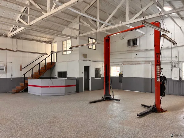 $2,895 | 1824 West 8th Street, Yuma, AZ 85364