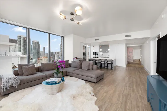 $20,000 | 788 Northeast 23rd Street, Unit 2101, Miami, FL 33137