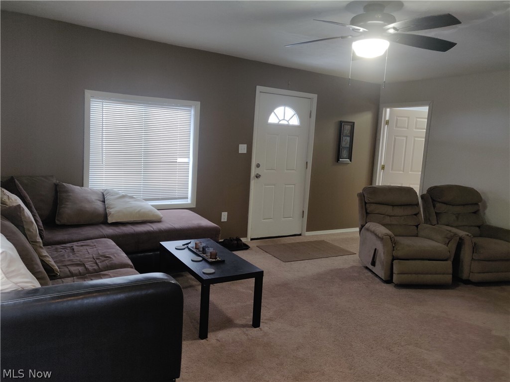2506 Krumroy Road Akron, OH 44312 - Photo 10 of 28