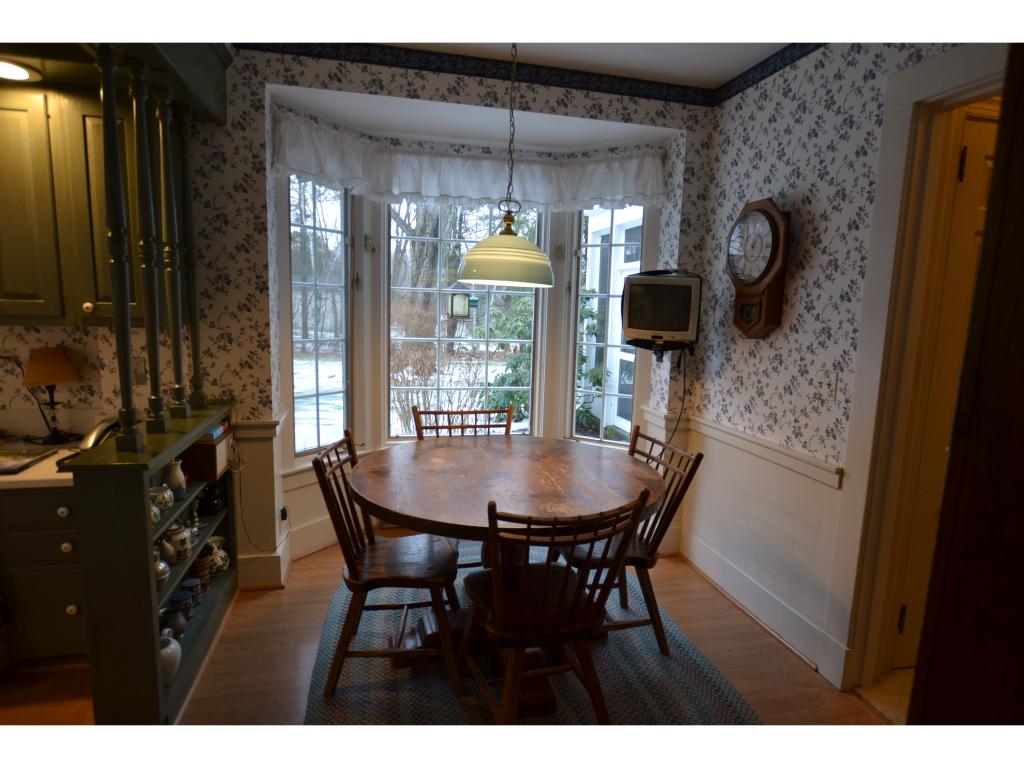 234 Grove Street Rutland, VT 05701 - Photo 3 of 15 Gallery Image 3
