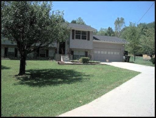 1404 Laurel Road Clinton, TN 37716 - Photo 1 of 25 Primary Photo