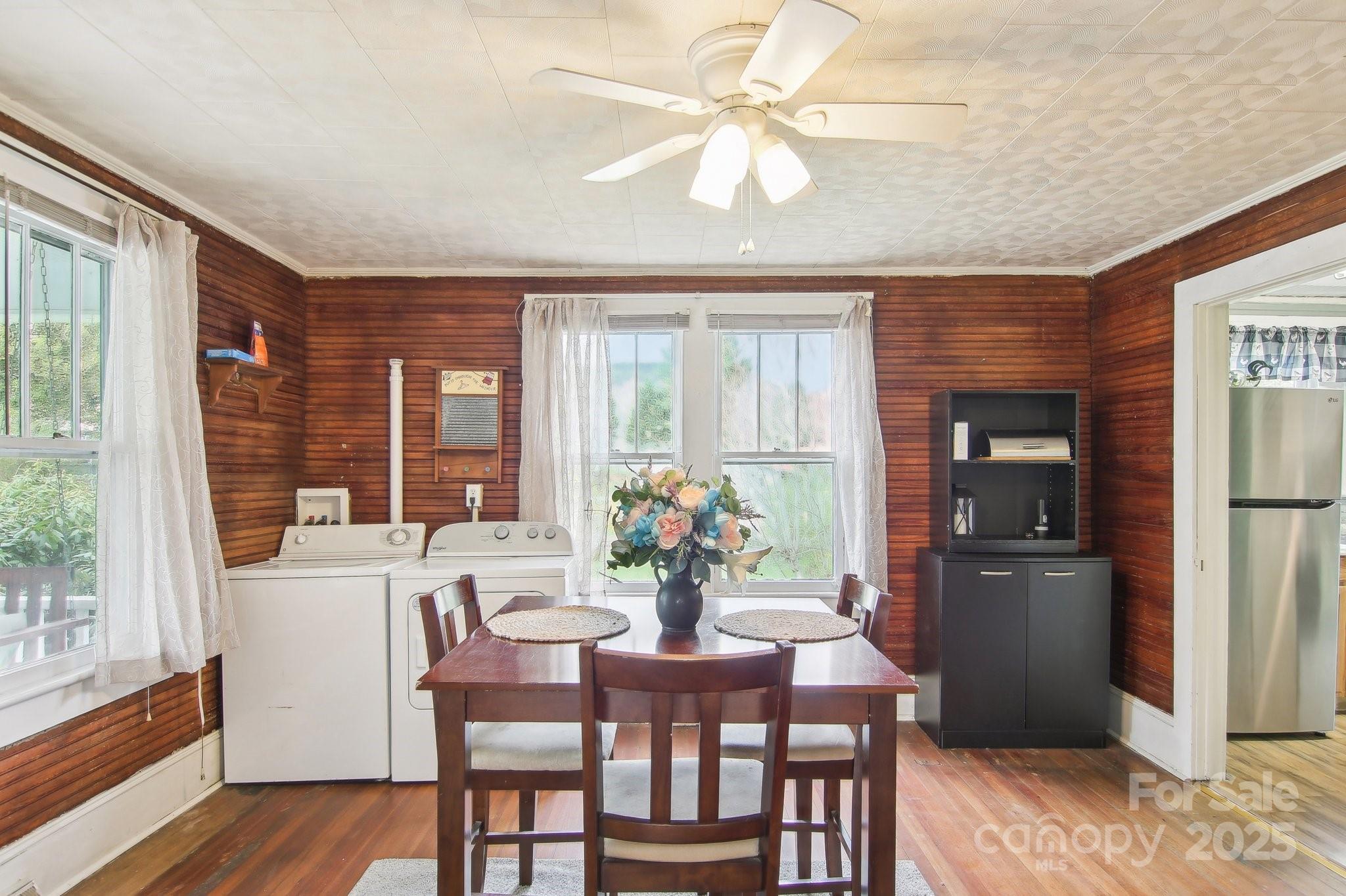 21 Henry Drive Clyde, NC 28721 - Photo 14 of 41