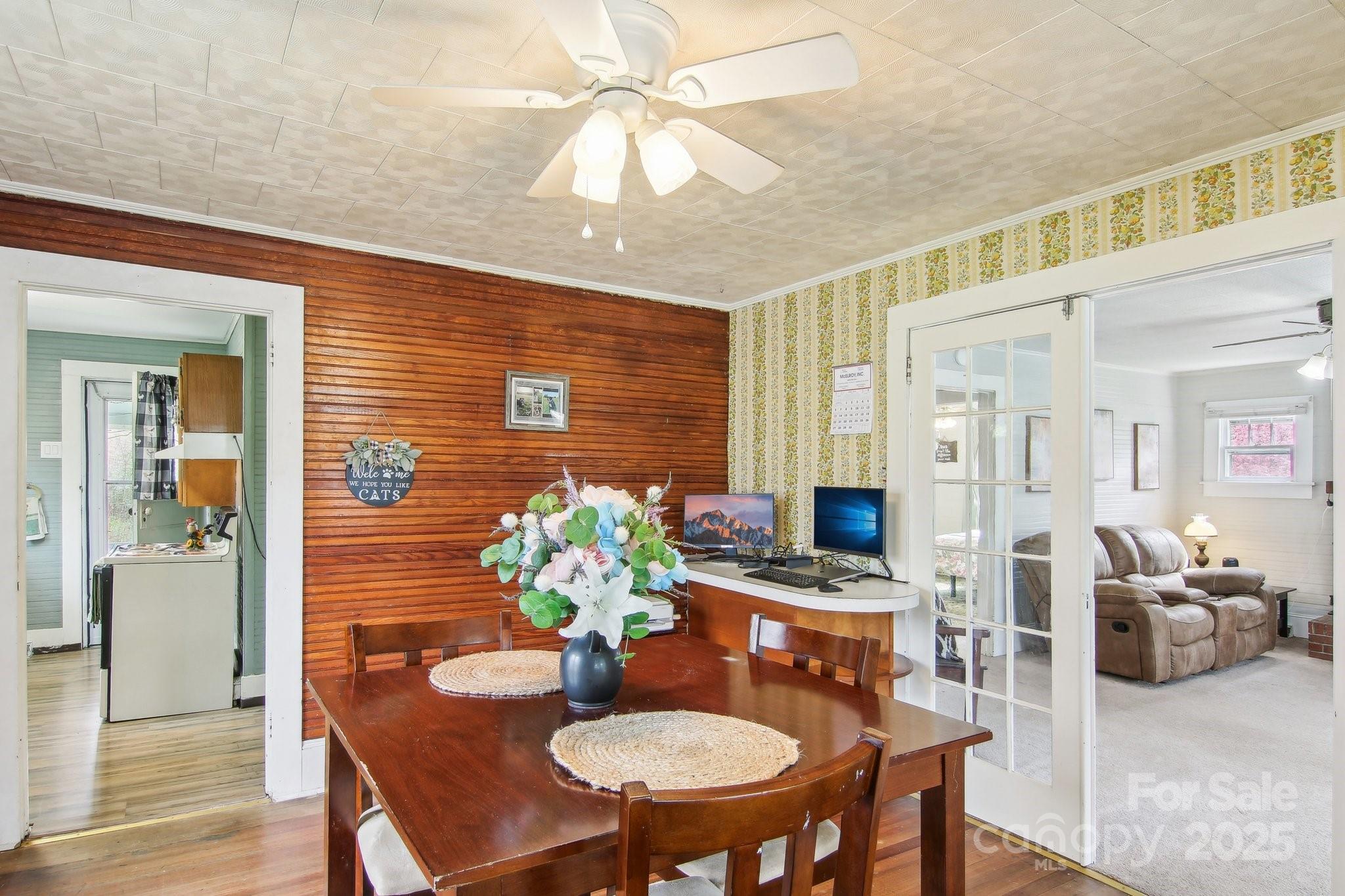 21 Henry Drive Clyde, NC 28721 - Photo 16 of 41