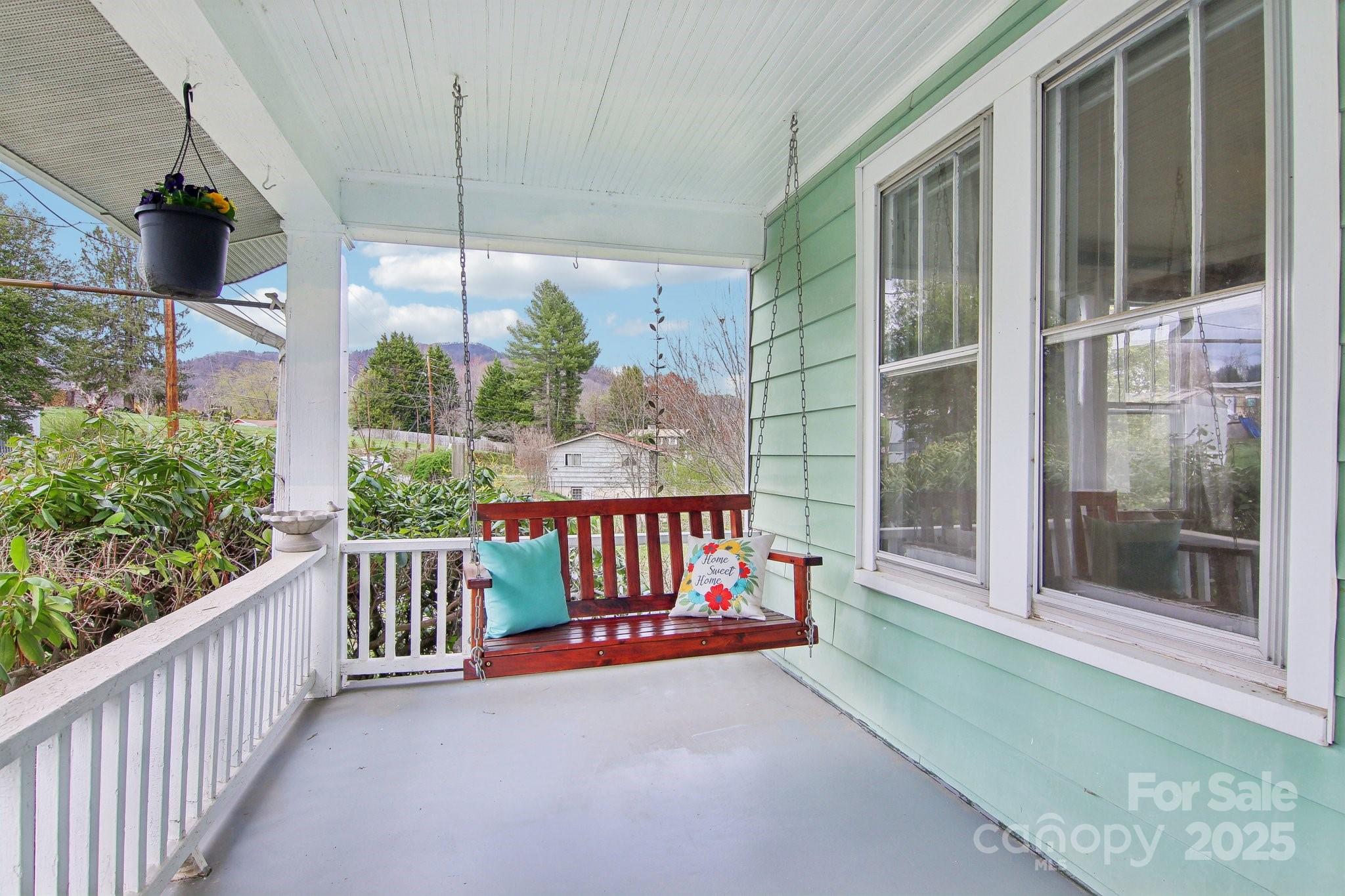 21 Henry Drive Clyde, NC 28721 - Photo 2 of 41