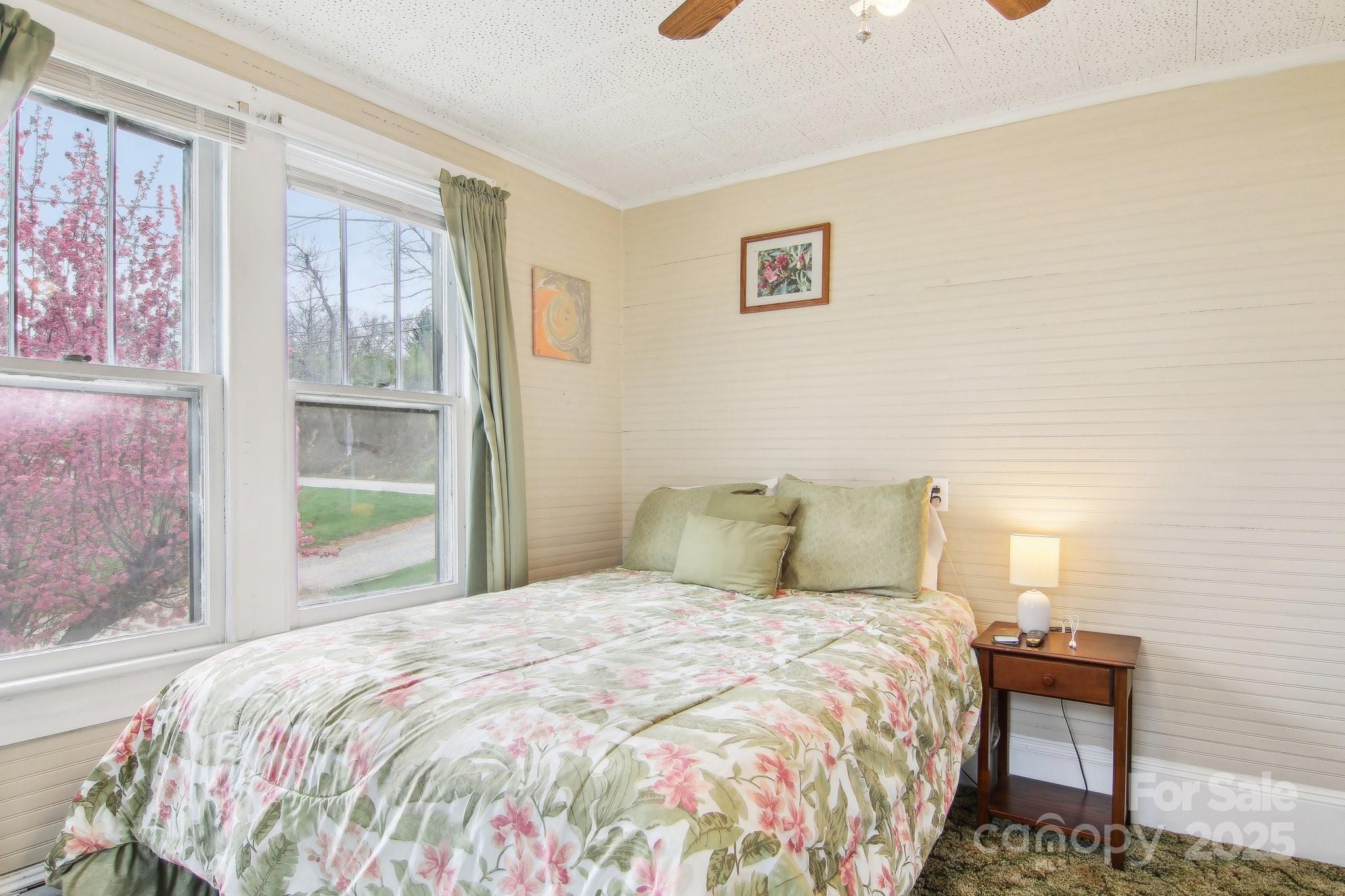 21 Henry Drive Clyde, NC 28721 - Photo 25 of 41