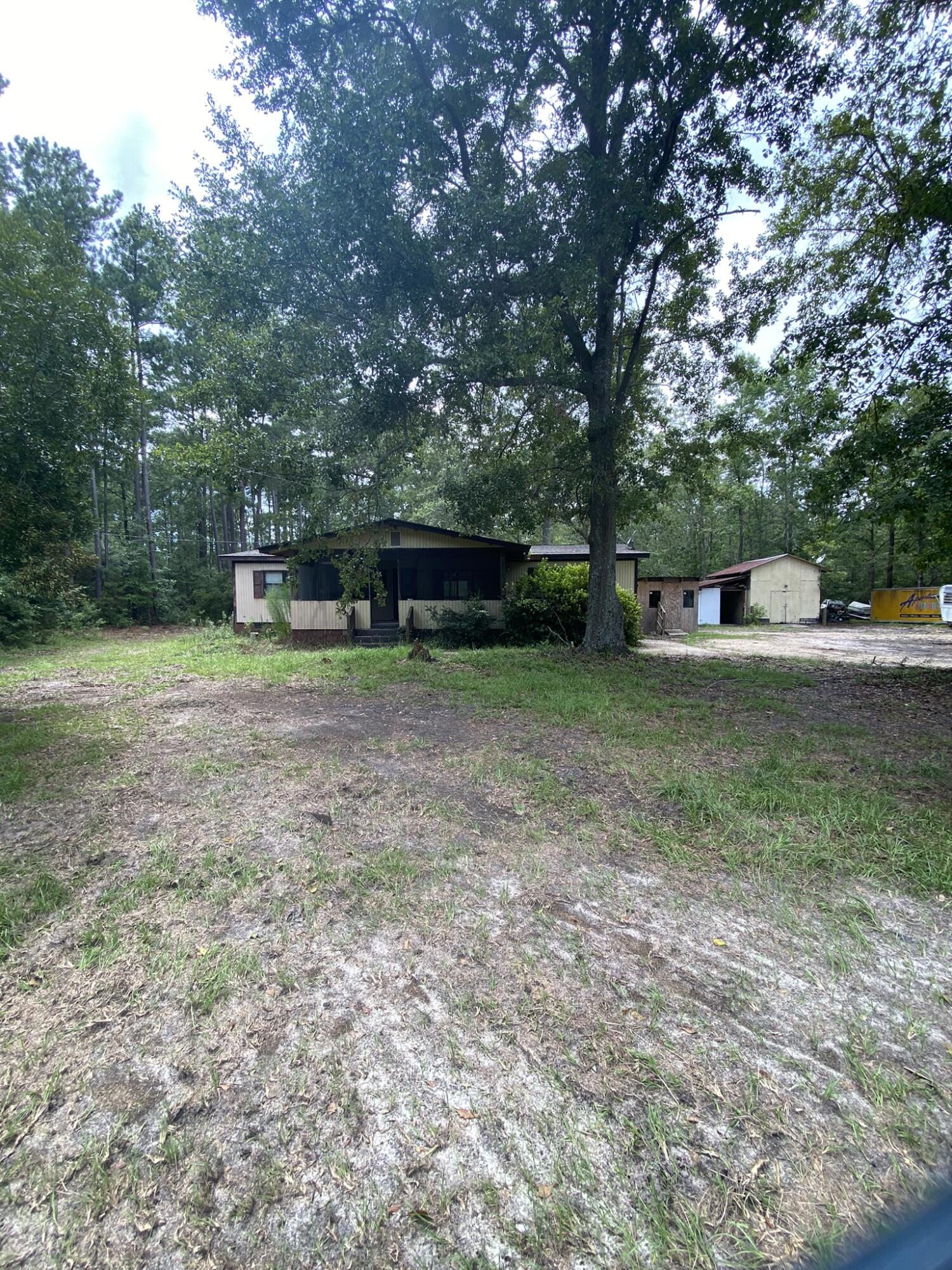 297 Mizell Road Dorchester, SC 29437 - Photo 2 of 14 8301FE87-98B7-4204-973F-938DBC9AC4EC