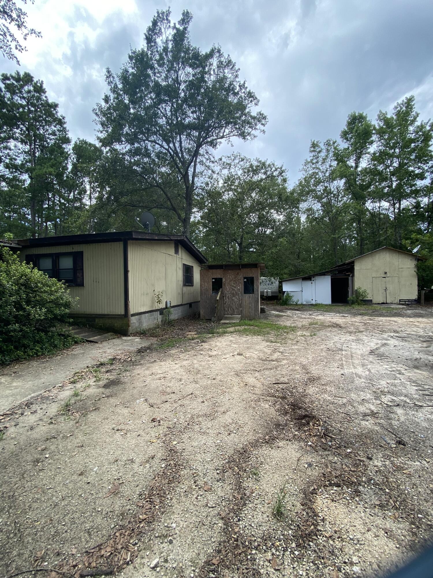 297 Mizell Road Dorchester, SC 29437 - Photo 3 of 14 9B912C79-07B8-48DD-B0EC-317DD77E1DDA