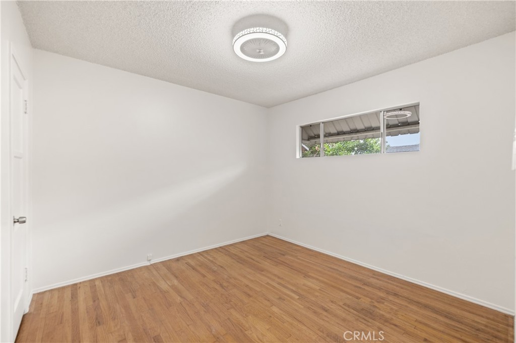18418 Sylvan Street Reseda, CA 91335 - Photo 14 of 18