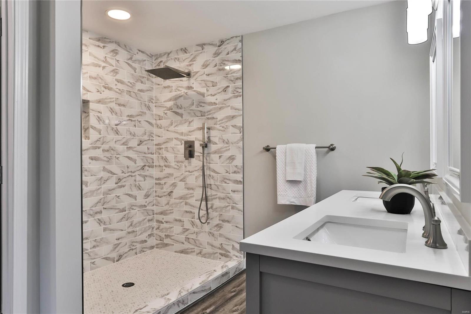 3157 Smiley Road Bridgeton, MO 63044 - Photo 16 of 58 Gallery Image 16