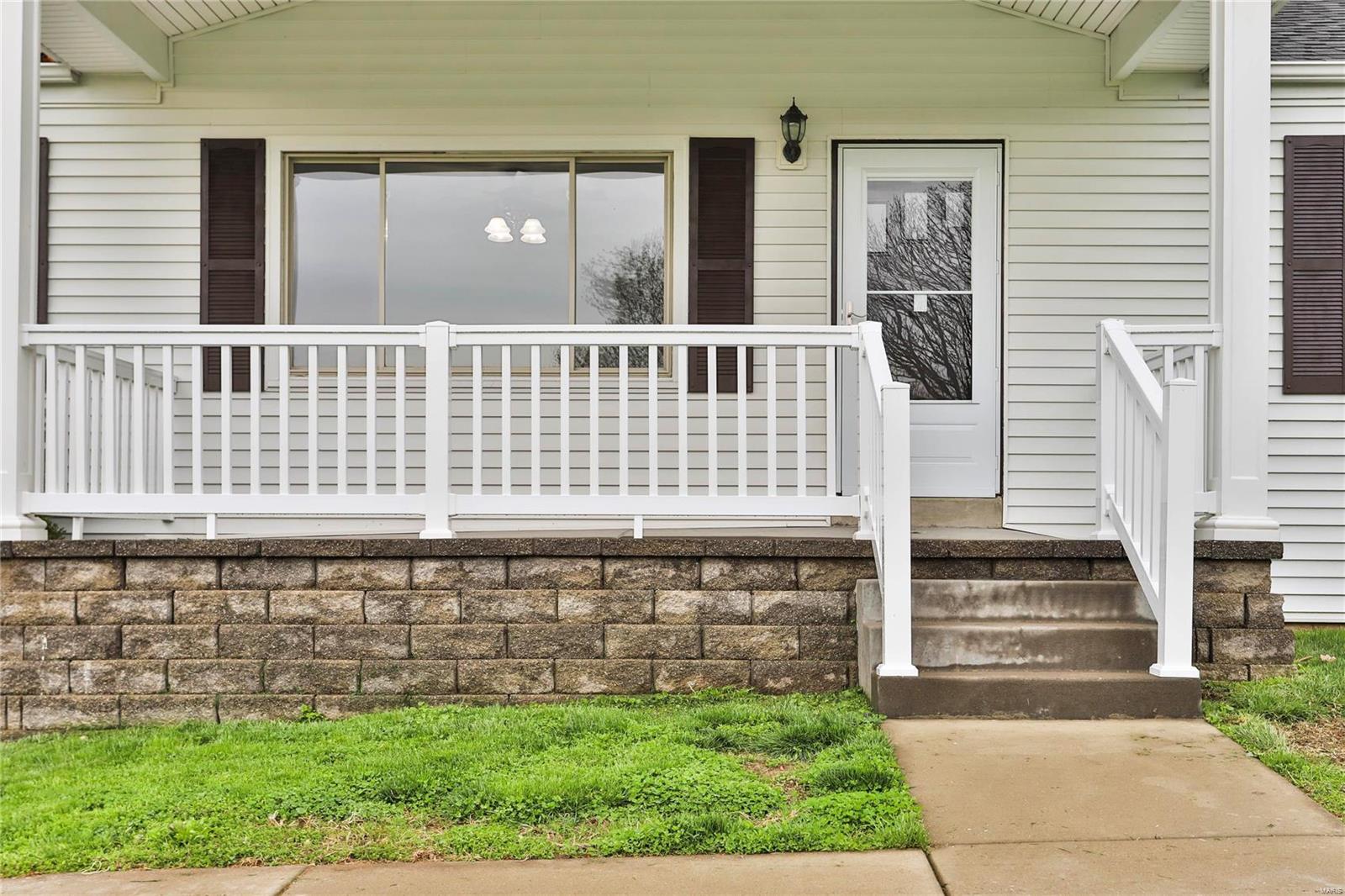 3157 Smiley Road Bridgeton, MO 63044 - Photo 5 of 58 Gallery Image 5