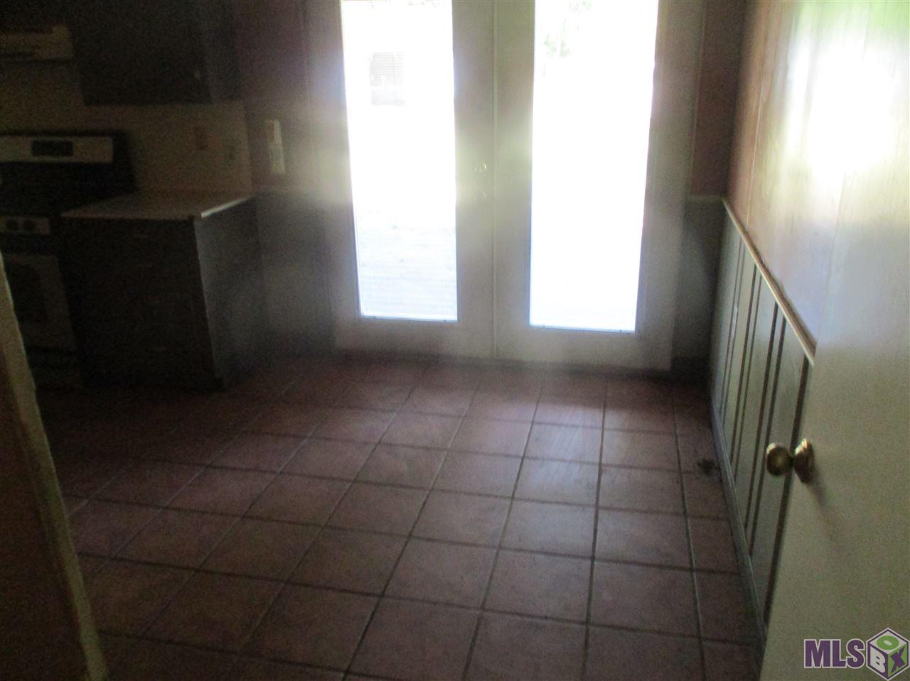 10075 Mollylea Drive Baton Rouge, LA 70815 - Photo 3 of 10 Gallery Image 3