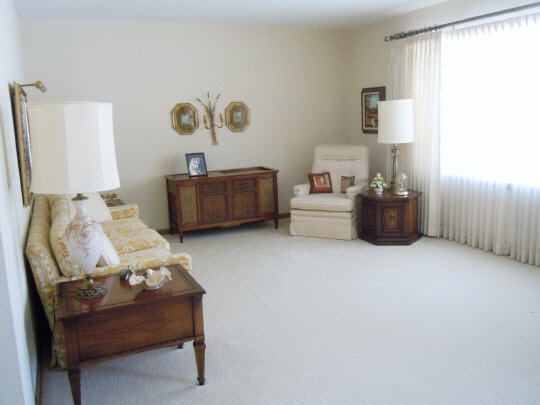 4635 Newcastle Road Rockford, IL 61108 - Photo 5 of 10 Gallery Image 5