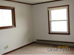 1090 East Charles Road Marion, IN 46952 - Photo 7 of 9