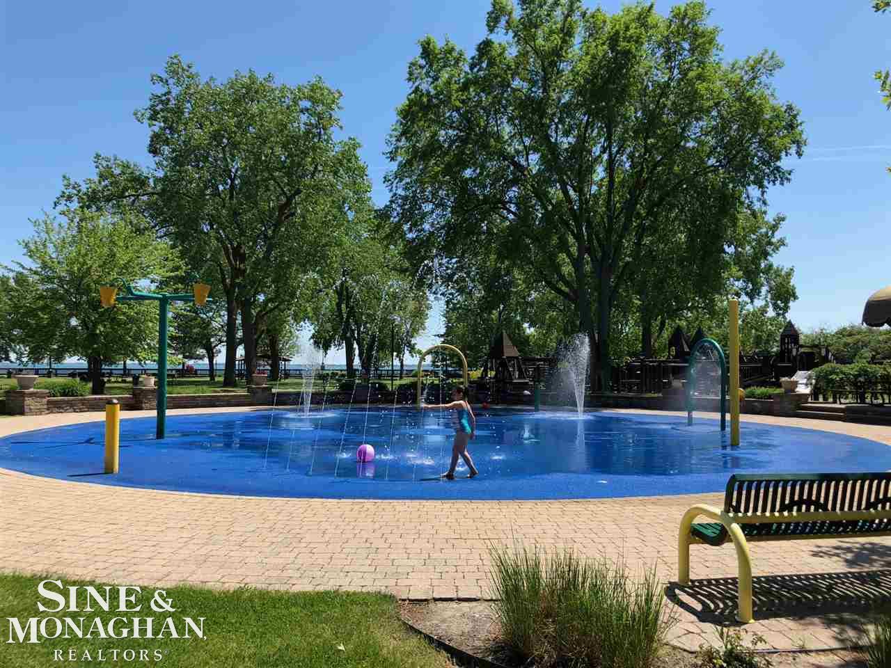 954 Barrington Road Grosse Pointe Park, MI 48230 - Photo 41 of 44