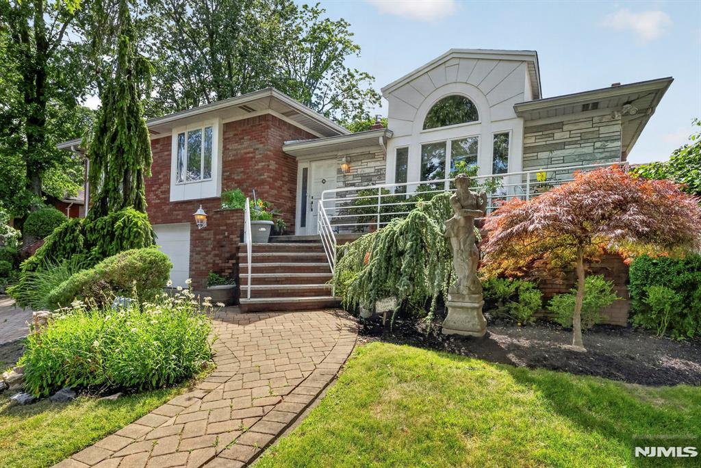 1230 Duncan Road Fort Lee, NJ 07024 - Photo 44 of 50