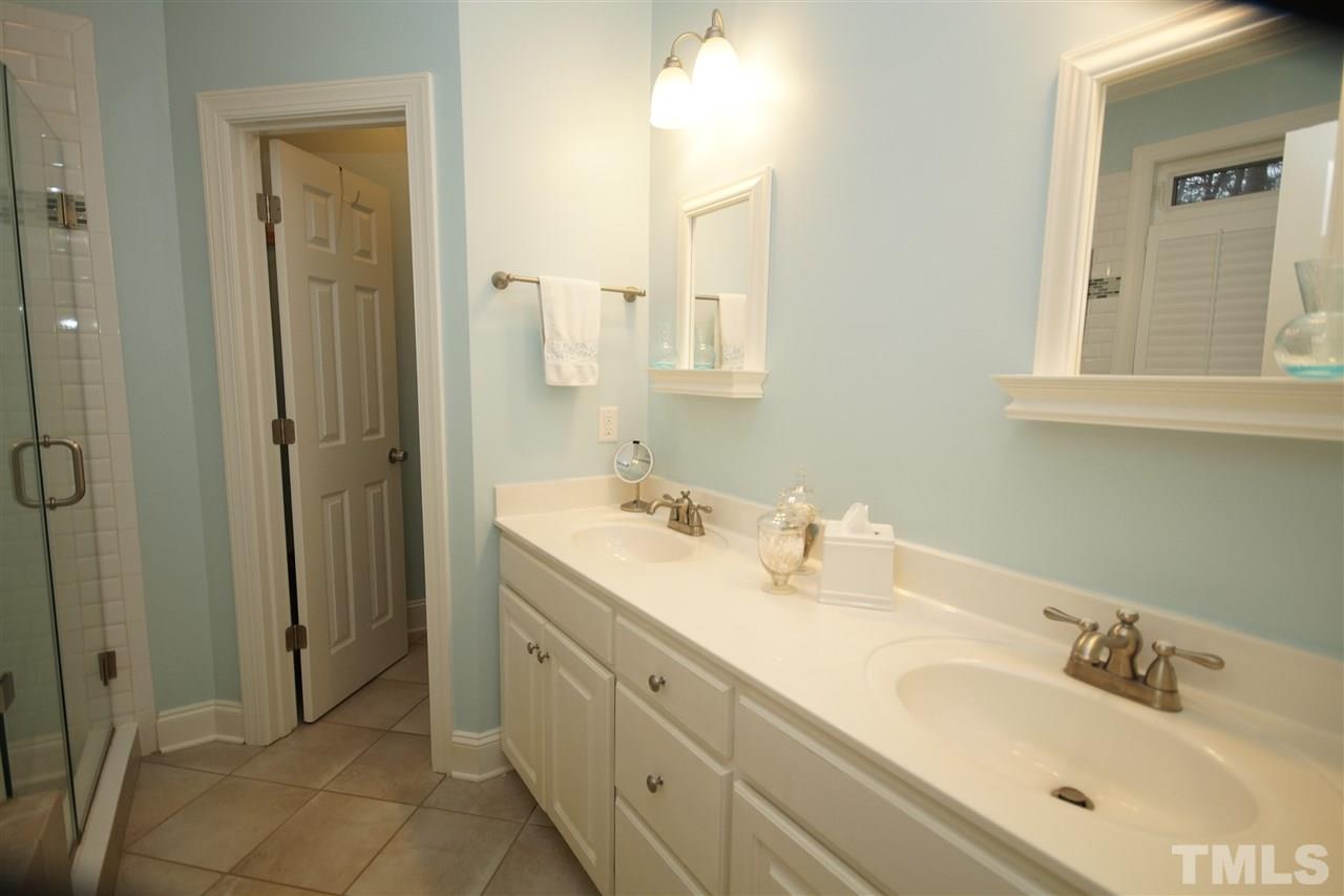 8100 Fallston Court Raleigh, NC 27613 - Photo 16 of 25