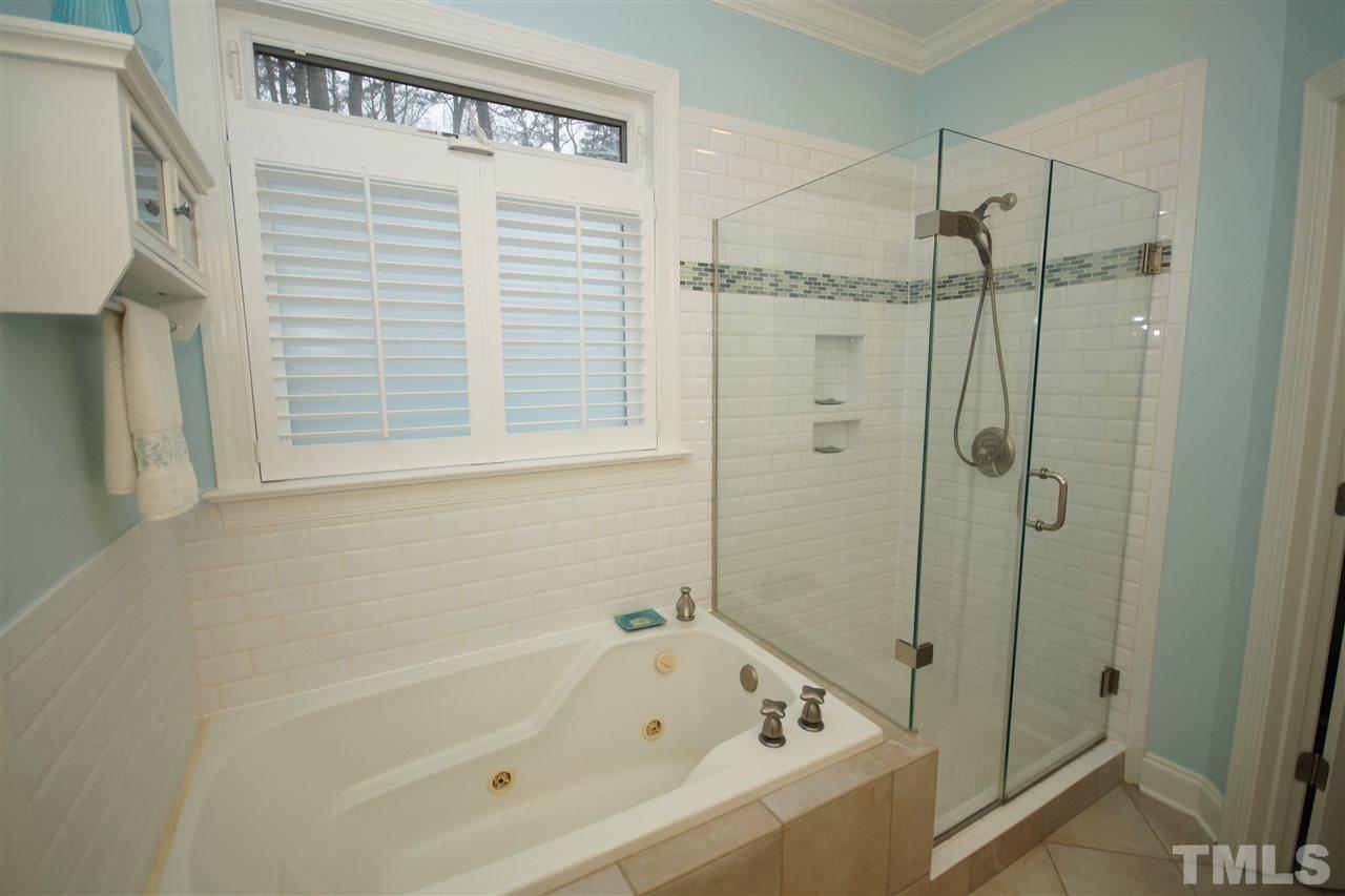 8100 Fallston Court Raleigh, NC 27613 - Photo 17 of 25