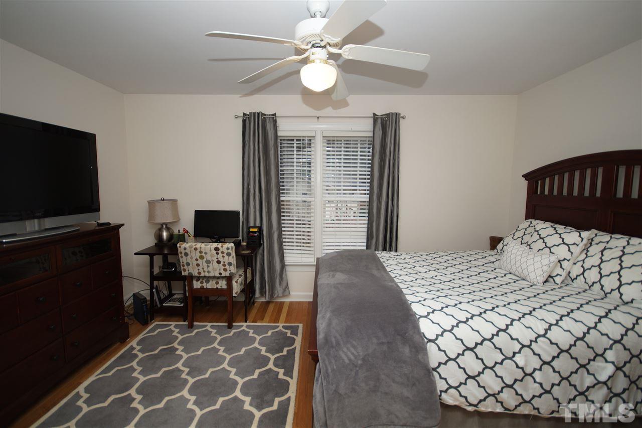 8100 Fallston Court Raleigh, NC 27613 - Photo 20 of 25