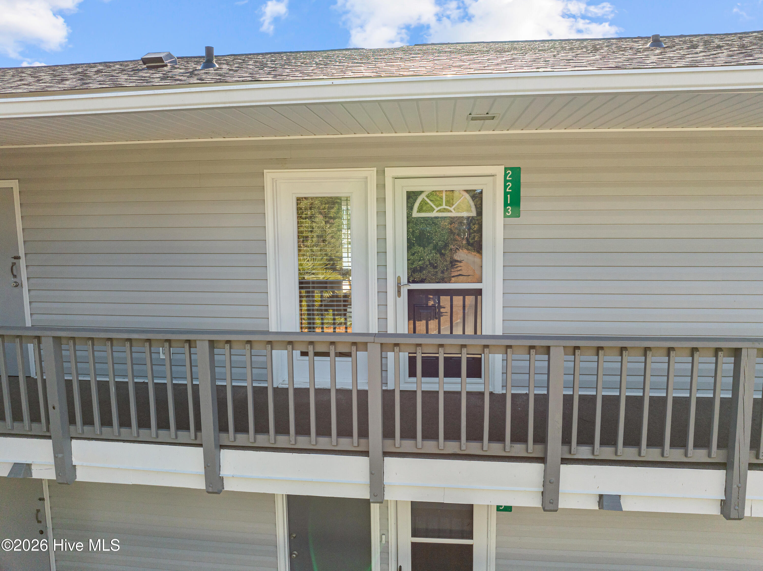 2213 Harbourside Drive New Bern, NC 28560 - Photo 4 of 44