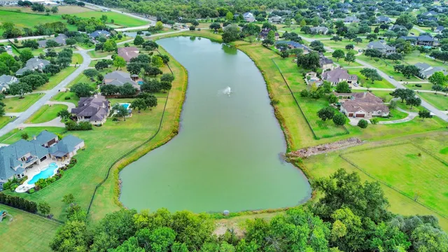 $990,000 | 2818 Palmetto Bend, Richmond, TX 77406