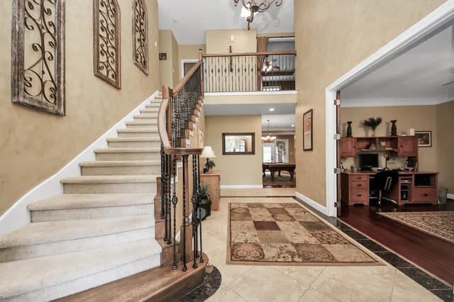 a view of entryway and hall