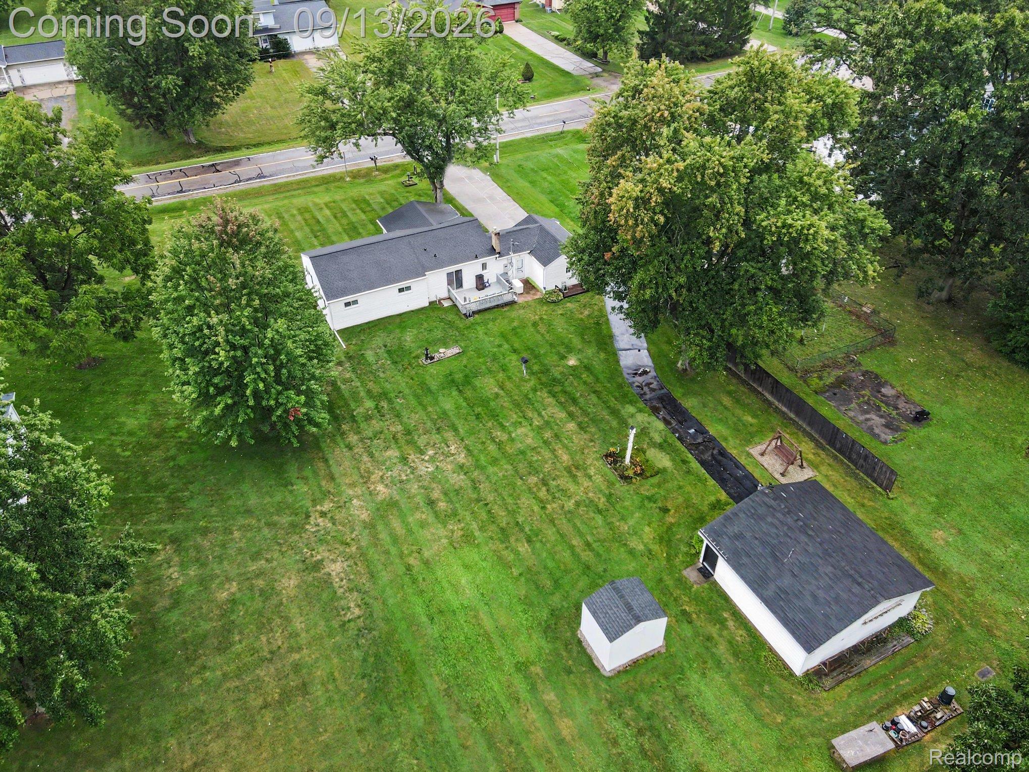 7121 East Carpenter Road Davison, MI 48423 - Photo 19 of 27 026_file_6824.jpg