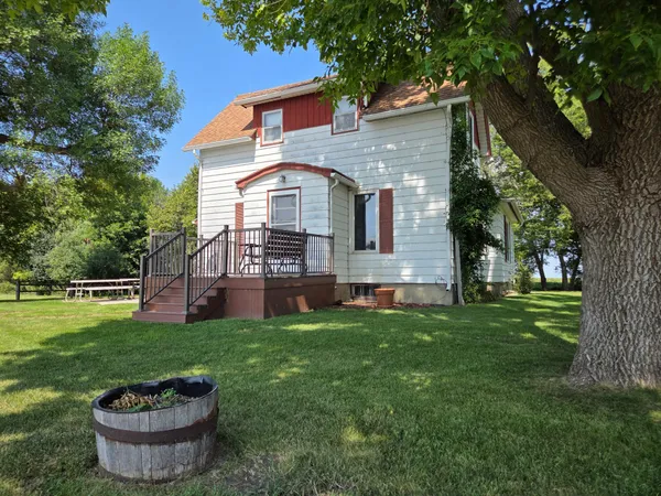 $1 | 60713 150th Street, Chokio, MN 56221